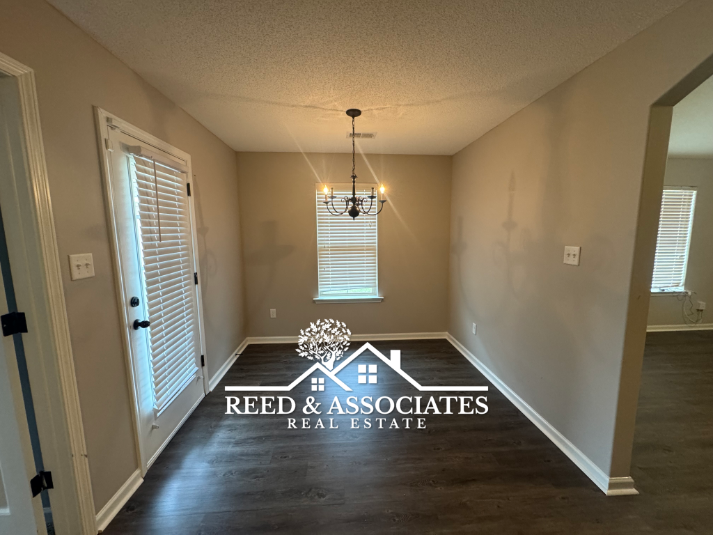 4 Bedroom in Cordova!! property image