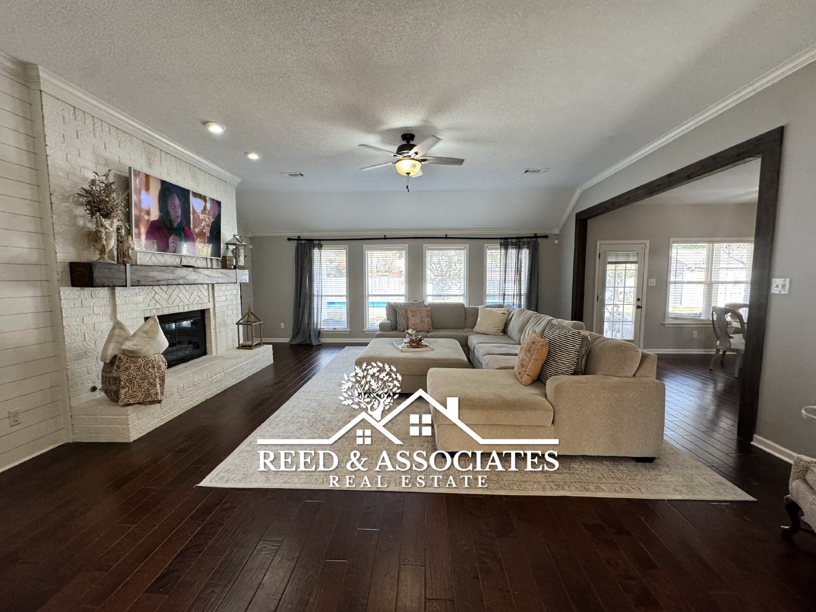 4 bedrooms plus pool in Collierville! property image