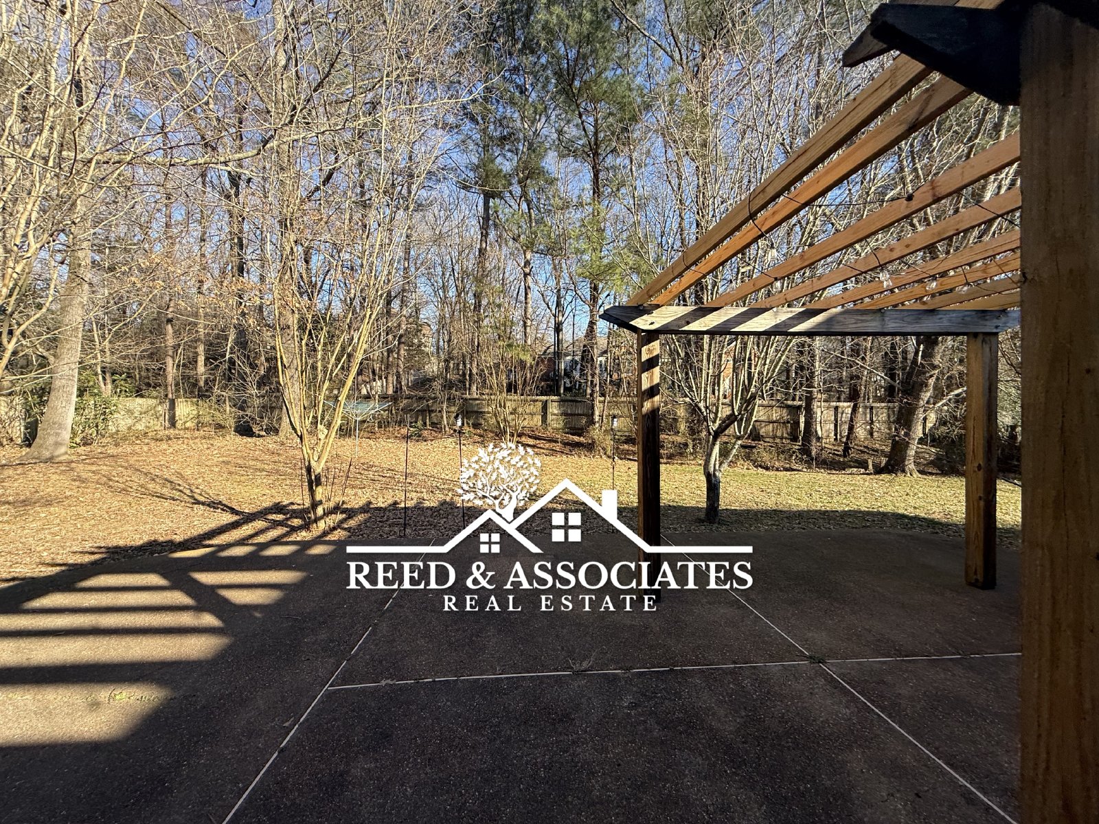 Spacious: 4 Bedroom in Cordova! property image