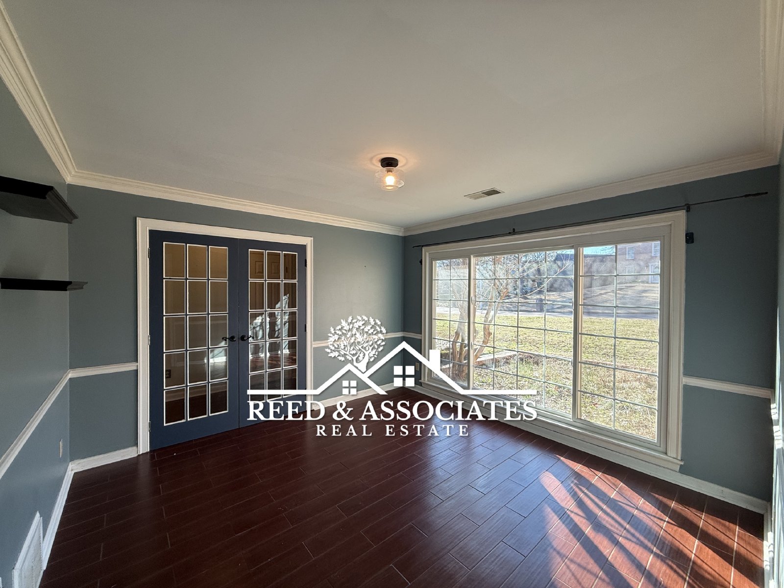 Spacious: 4 Bedroom in Cordova! property image