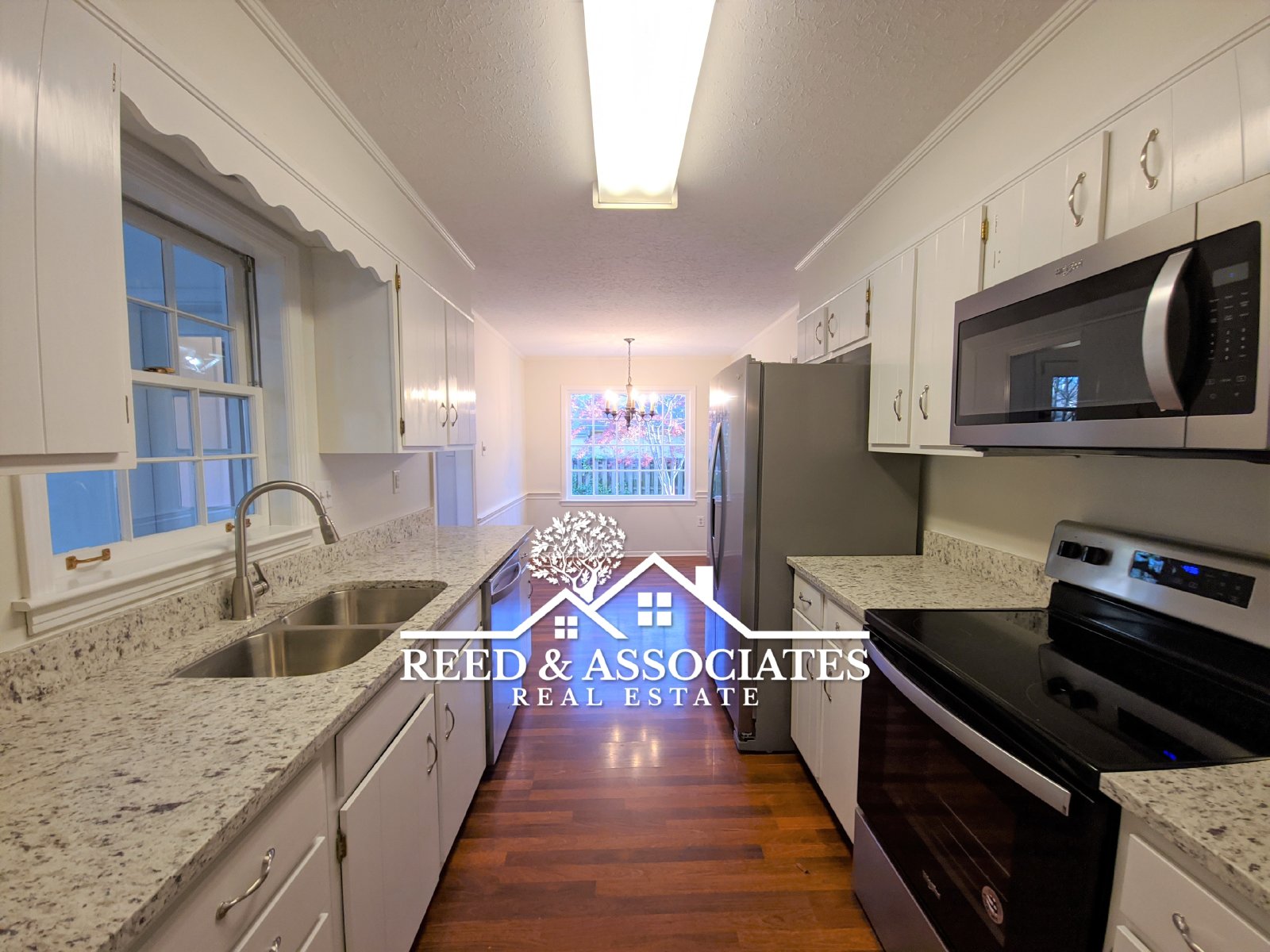 Spacious: 4 Bedroom in Germantown! property image