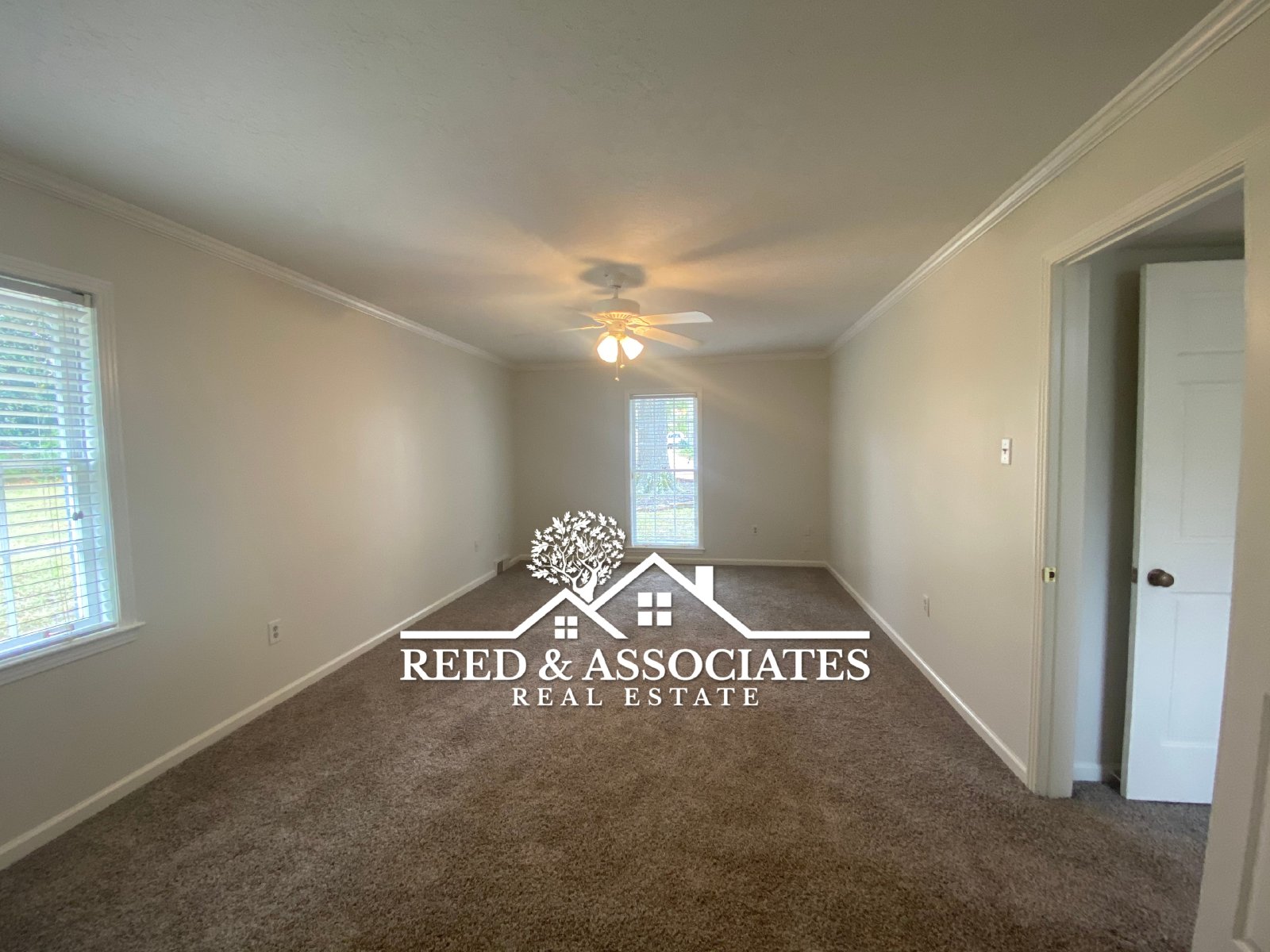 Spacious: 4 Bedroom in Germantown! property image