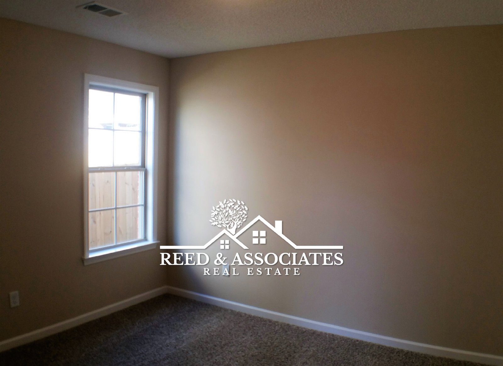 3 Bedroom in Bartlett! property image