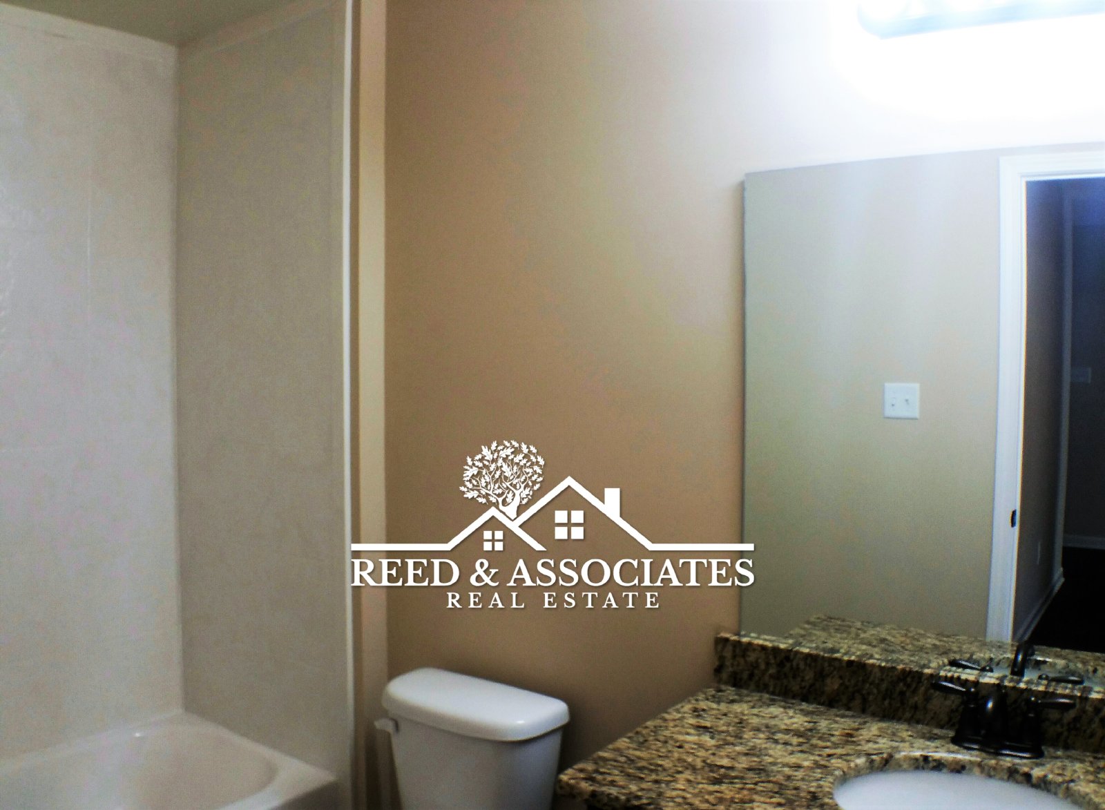 3 Bedroom in Bartlett! property image