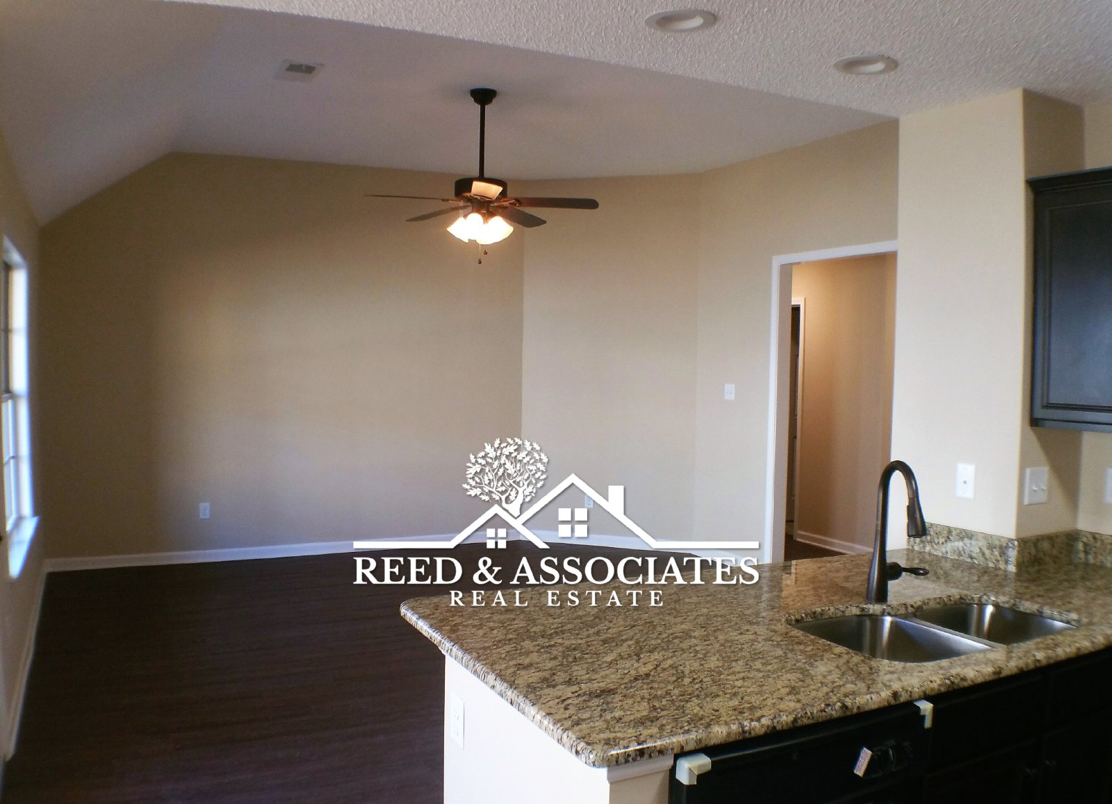 3 Bedroom in Bartlett! property image