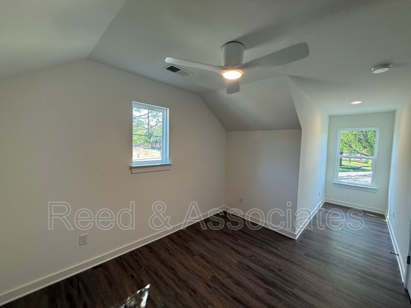 Spacious: 3 Bedroom in Germantown! property image