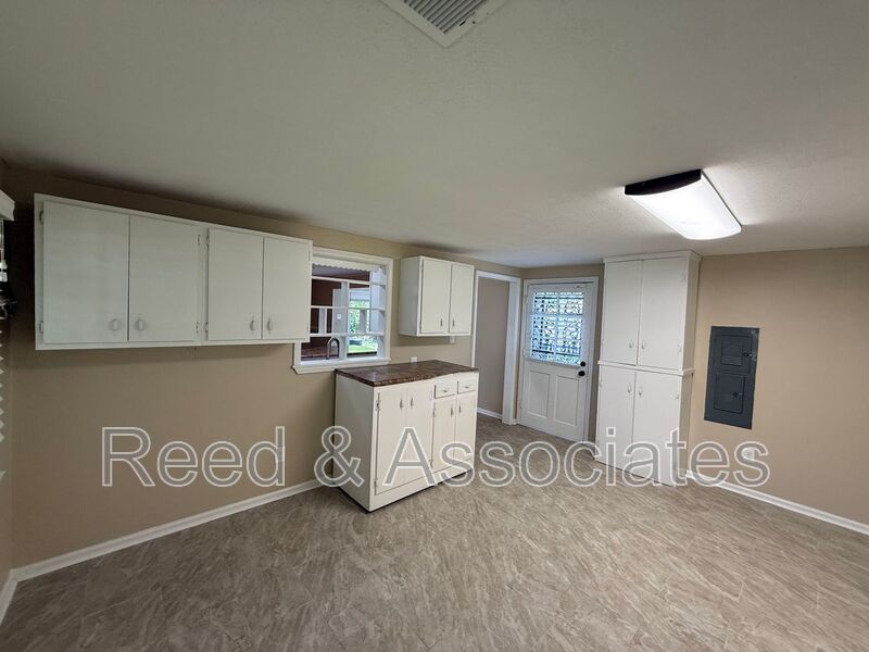 Spacious: 3 Bedroom in Millington! property image