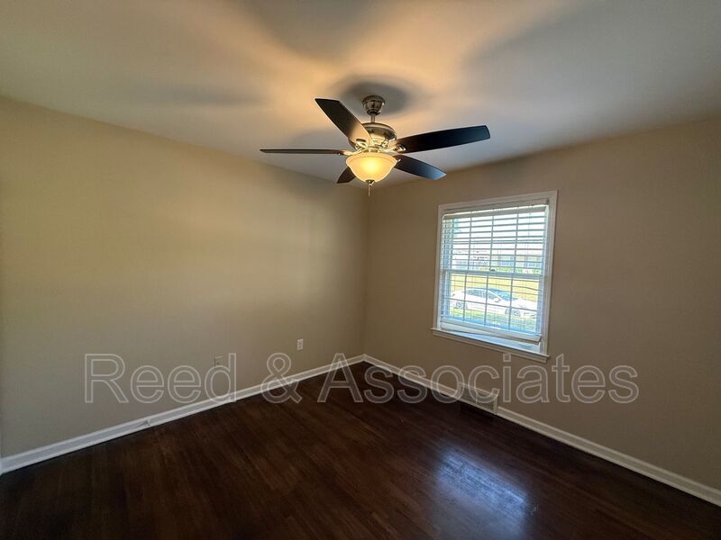 Spacious: 3 Bedroom in Millington! property image