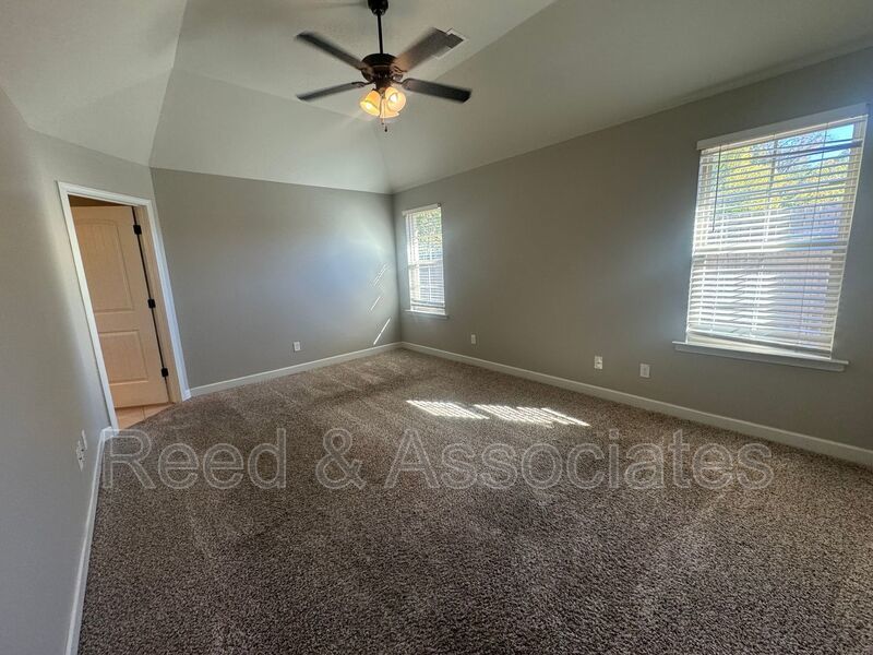 4 bed / 2 bath in Southaven, MS property image