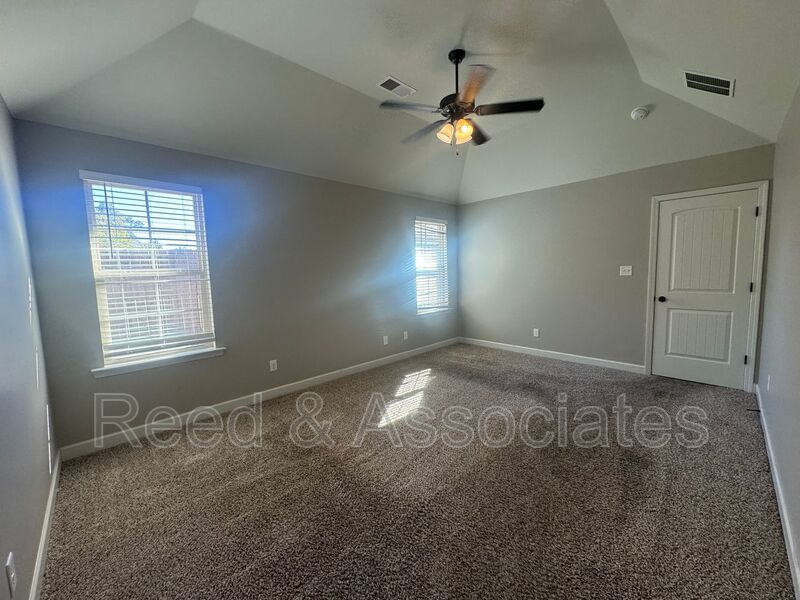 4 bed / 2 bath in Southaven, MS property image