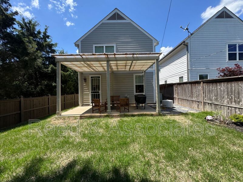 Spacious 3-Bedroom - Copper Young Area property image