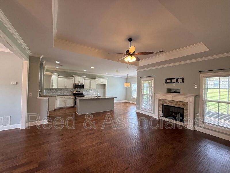 4BR Home with Screened Porch in Southaven – Minutes from Memphis! property image