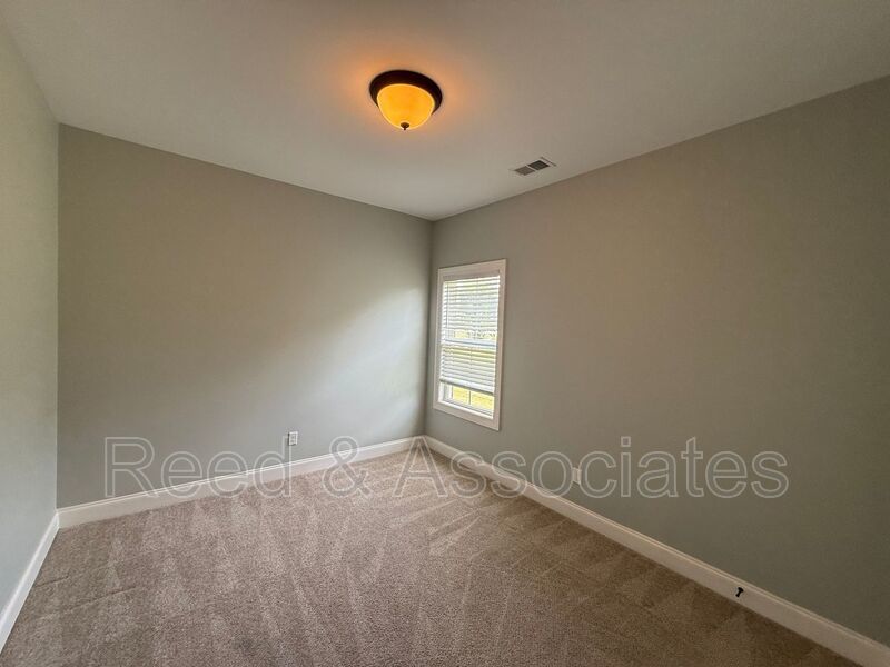 4BR Home with Screened Porch in Southaven – Minutes from Memphis! property image
