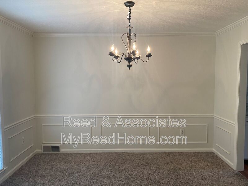 Spacious: 4 Bedroom in Germantown! property image