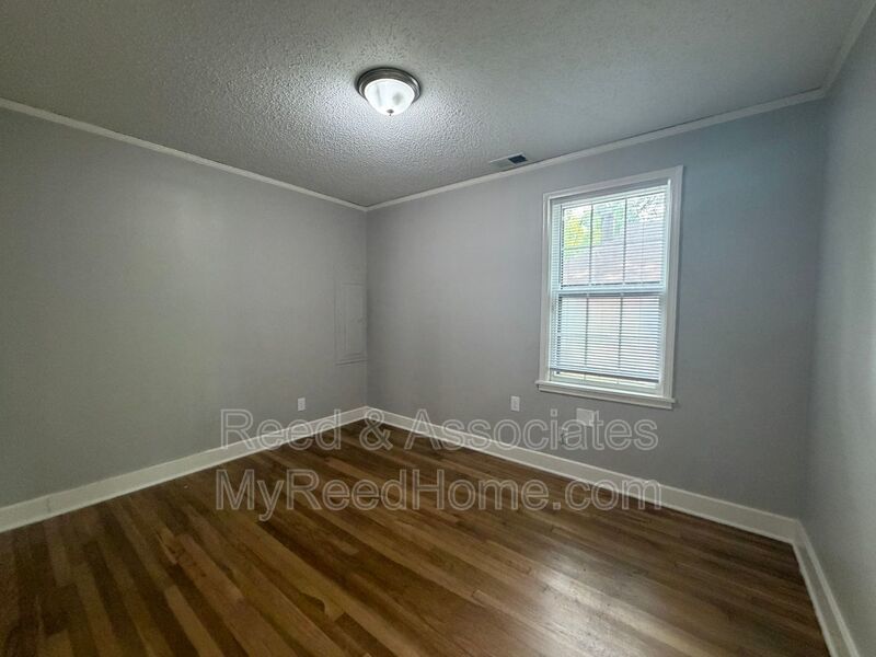 3 Bedroom in University of Memphis Area property image