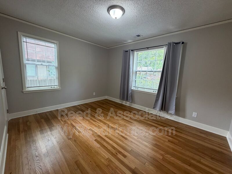 3 Bedroom in University of Memphis Area property image
