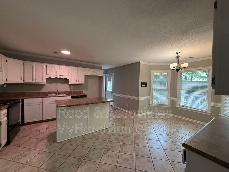 2-Story Home Located in a Quiet Cove! property image