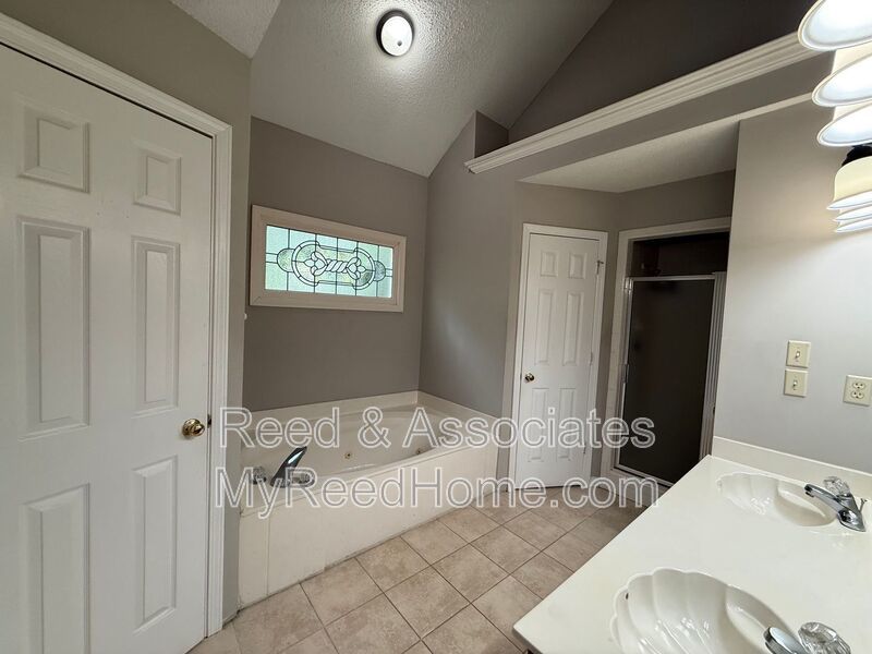 2-Story Home Located in a Quiet Cove! property image