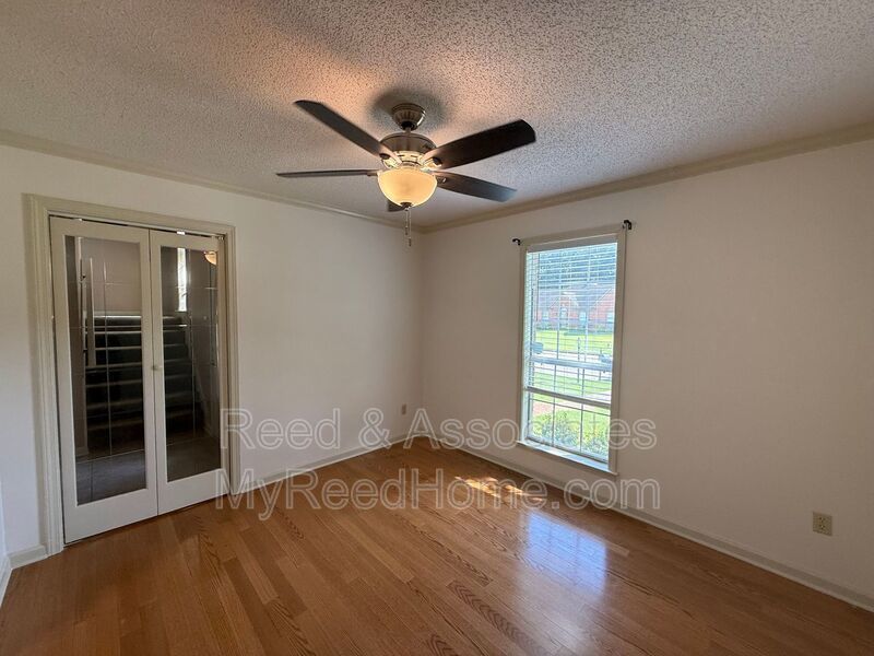 Your Dream Home Awaits in Lakeland! property image