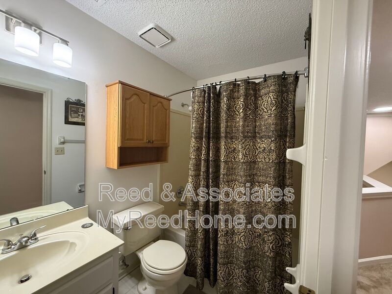 Your Dream Home Awaits in Lakeland! property image