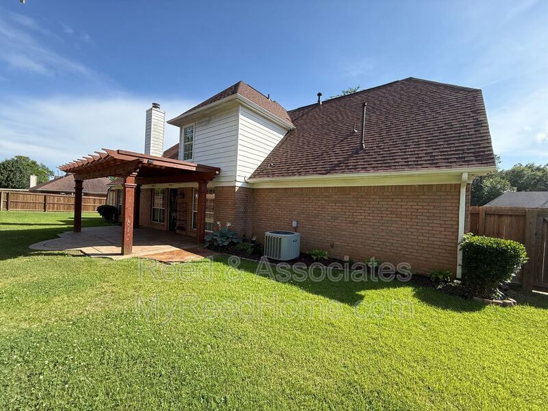Your Dream Home Awaits in Lakeland! property image