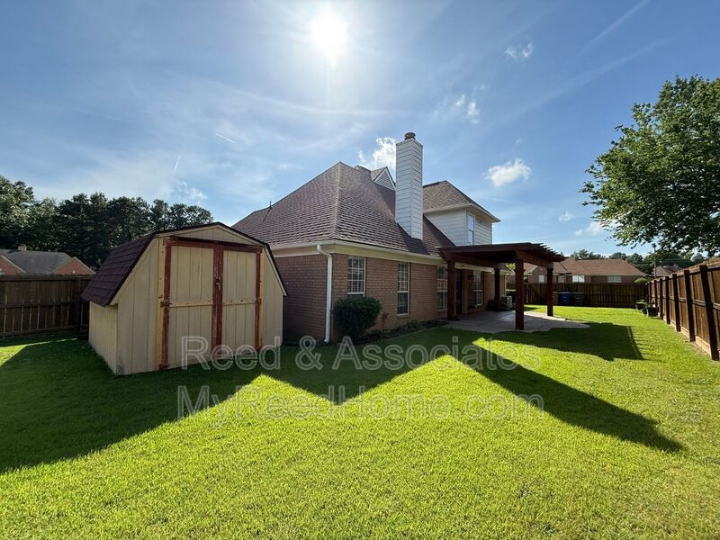Your Dream Home Awaits in Lakeland! property image
