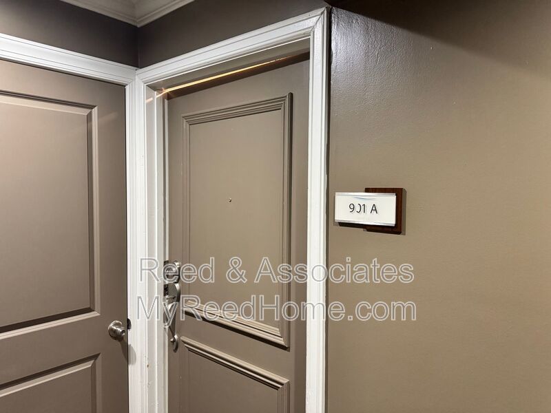 Furnished Downtown Condo with Beautiful Views!!! property image