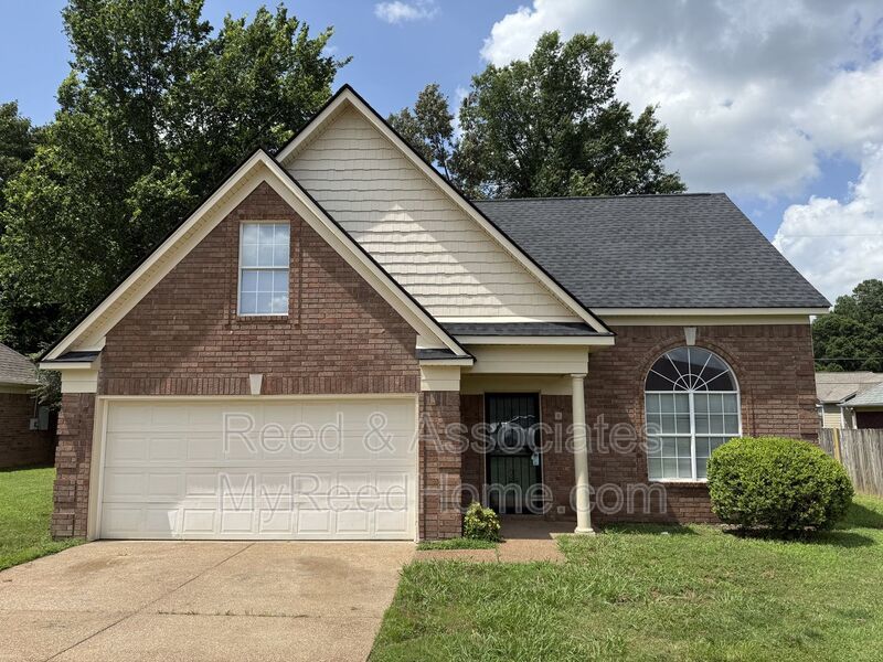 Bartlett Home in Quiet Neighorhood! property image