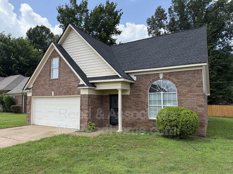 Bartlett Home in Quiet Neighorhood! property image