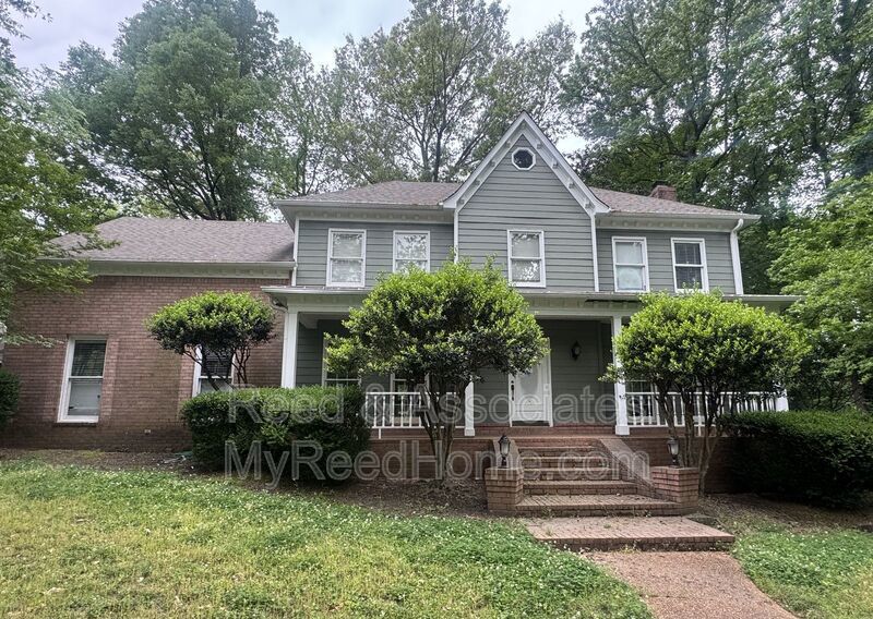 2-Story Home Located in a Quiet Cove! property image