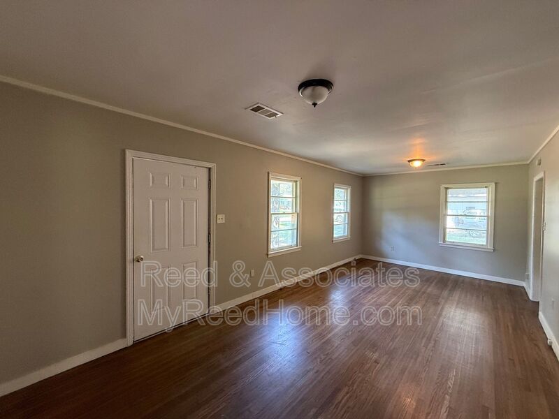 Updated Home Located in Millington! property image