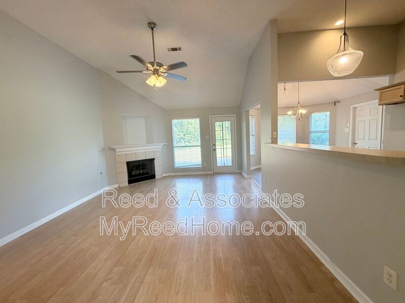3 Bedroom in Oakland! property image