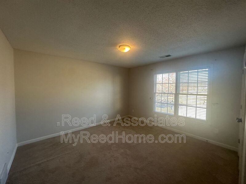 Just Minutes Away from Collierville High! property image