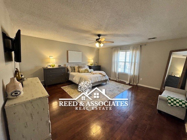 4 bedrooms plus pool in Collierville! property image