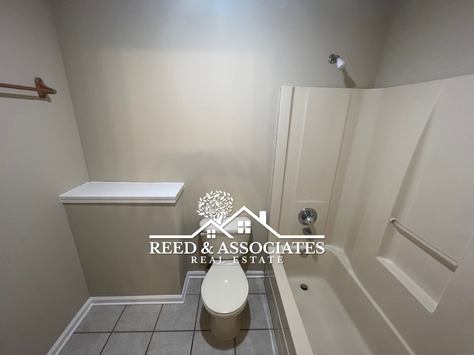 Charming Home Located in Quiet Cove! property image