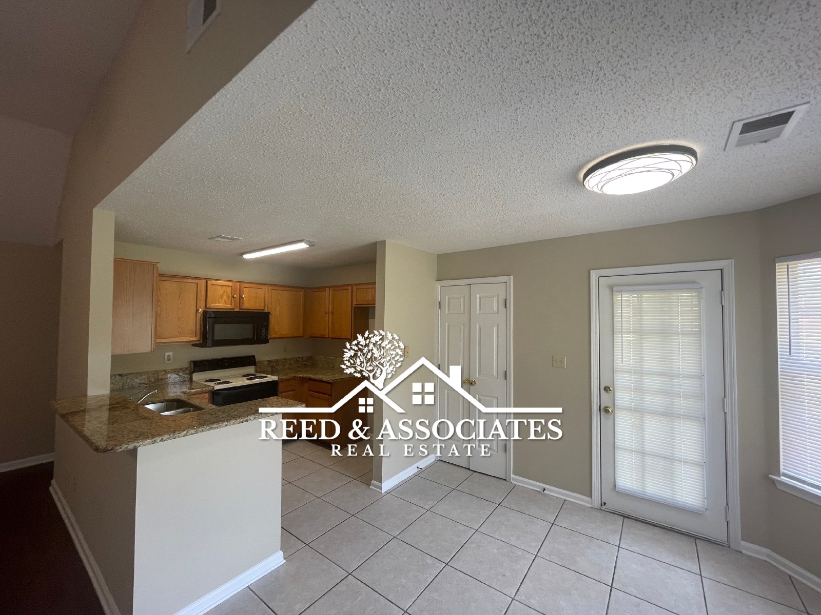 Charming Home Located in Quiet Cove! property image