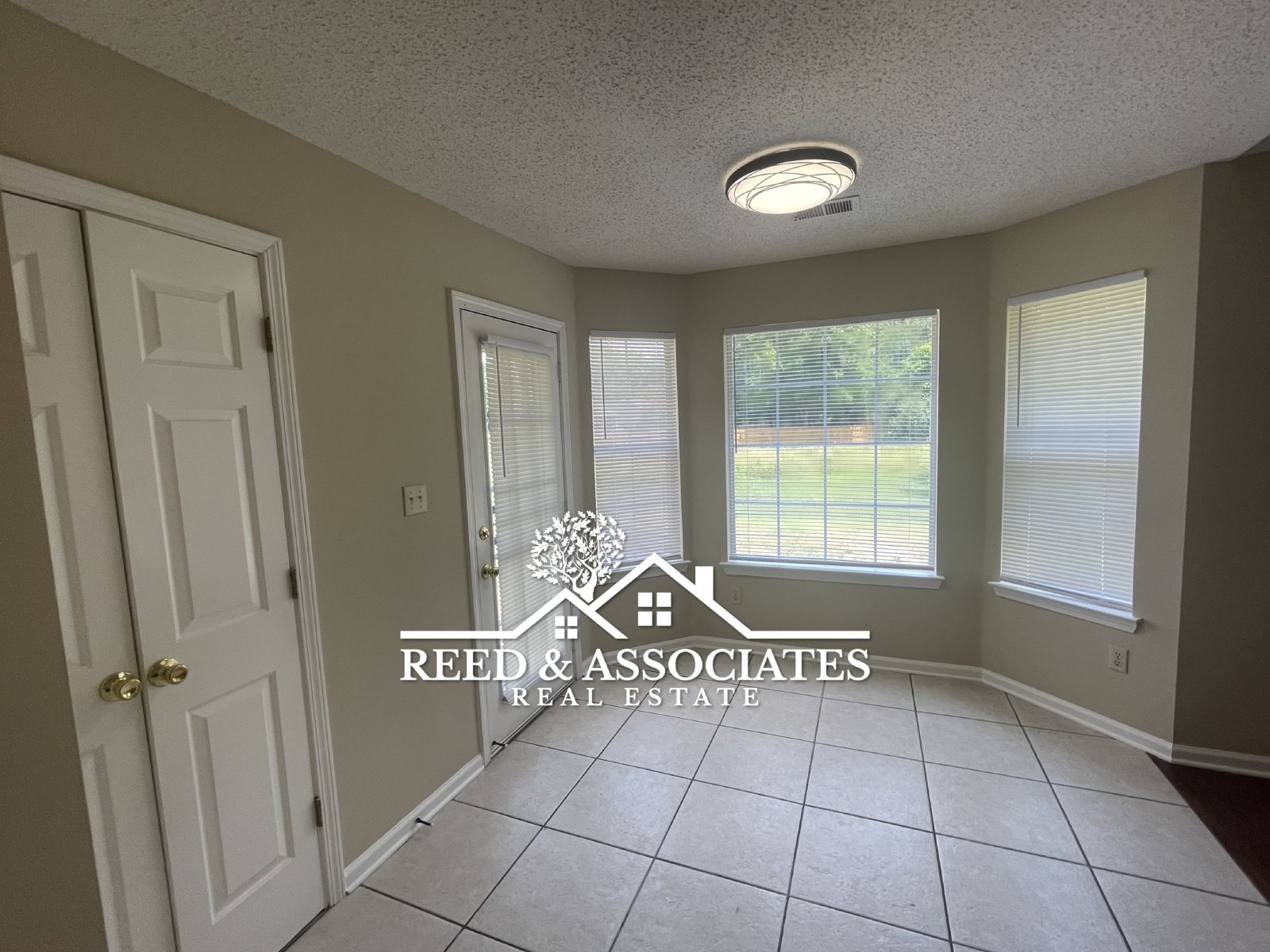 Charming Home Located in Quiet Cove! property image