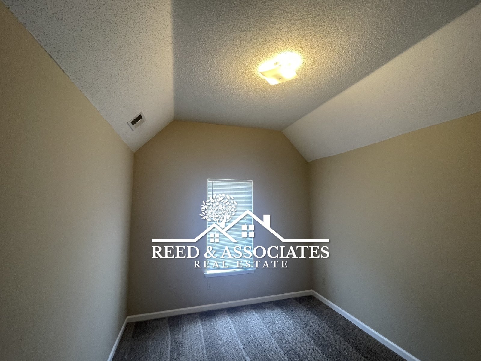 Charming Home Located in Quiet Cove! property image