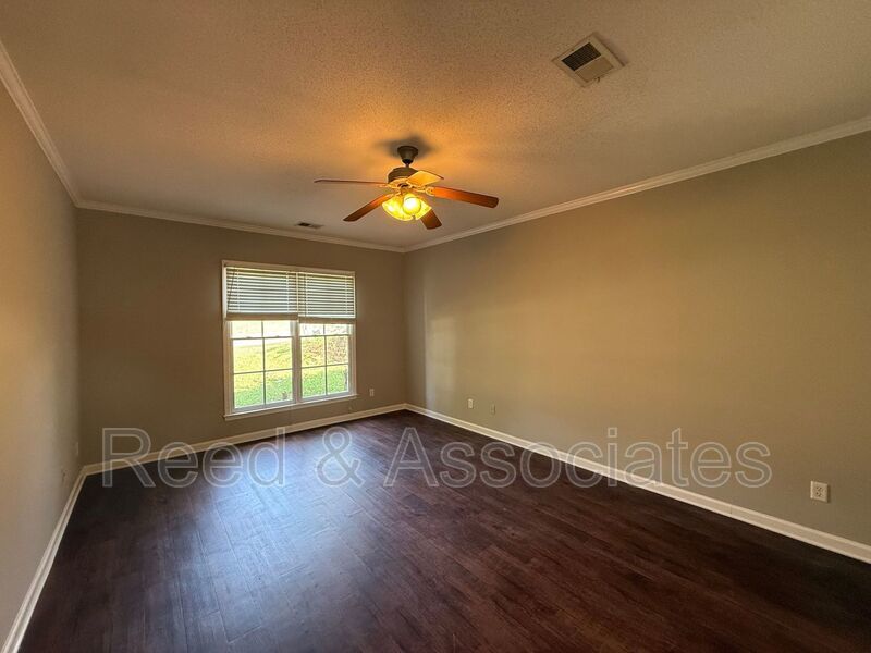 5-Bedroom Cordova Home with Over 3,000+ Sq Ft & Flexible Living Space property image