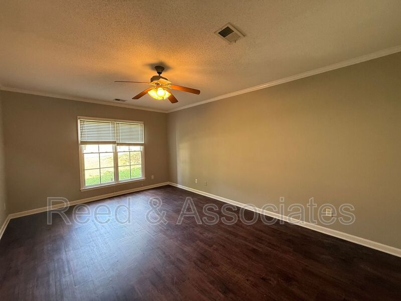 5-Bedroom Cordova Home with Over 3,000+ Sq Ft & Flexible Living Space property image