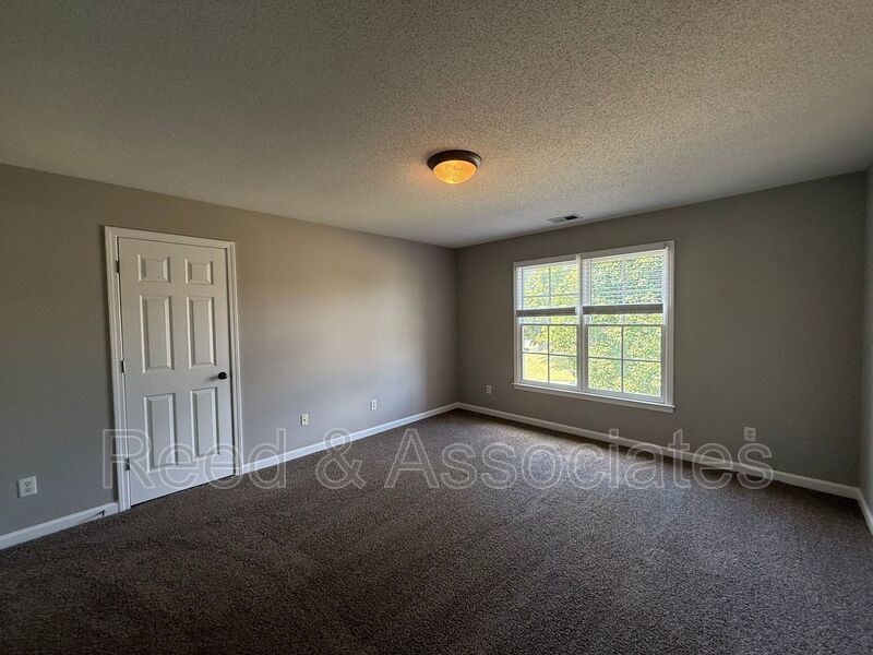 5-Bedroom Cordova Home with Over 3,000+ Sq Ft & Flexible Living Space property image