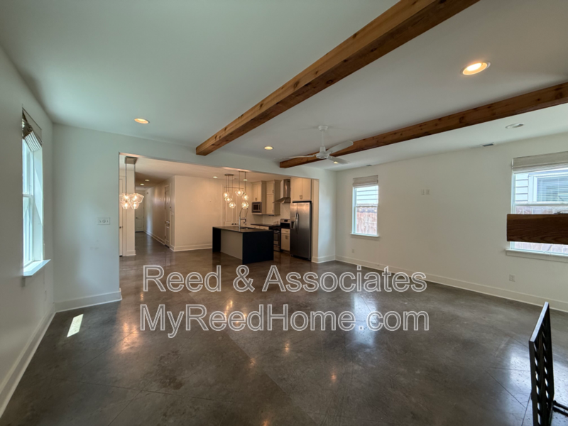 Spacious 3-Bedroom - Copper Young Area property image