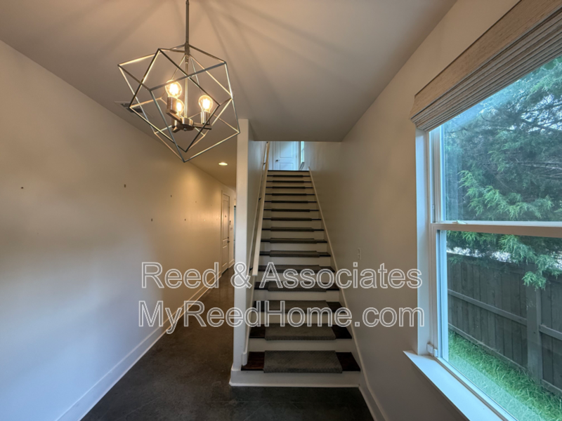 Spacious 3-Bedroom - Copper Young Area property image