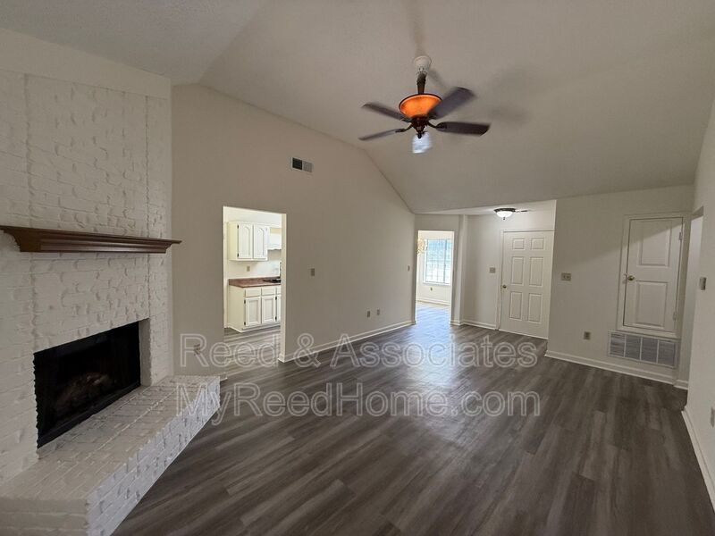 Updated 3 Bedroom, 2 Bath Home in Olive Branch! property image