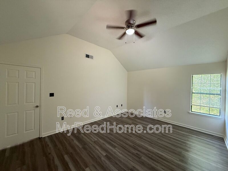 Updated 3 Bedroom, 2 Bath Home in Olive Branch! property image