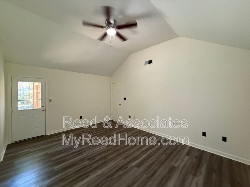 Updated 3 Bedroom, 2 Bath Home in Olive Branch! property image