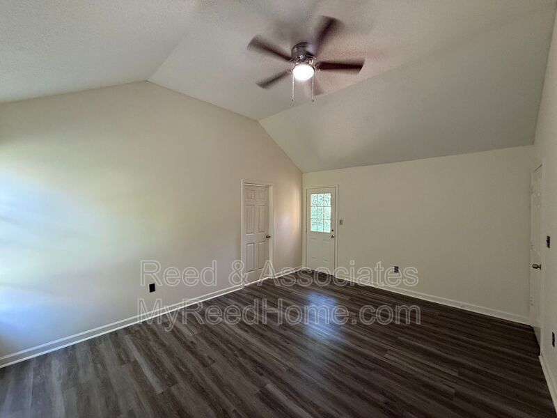 Updated 3 Bedroom, 2 Bath Home in Olive Branch! property image