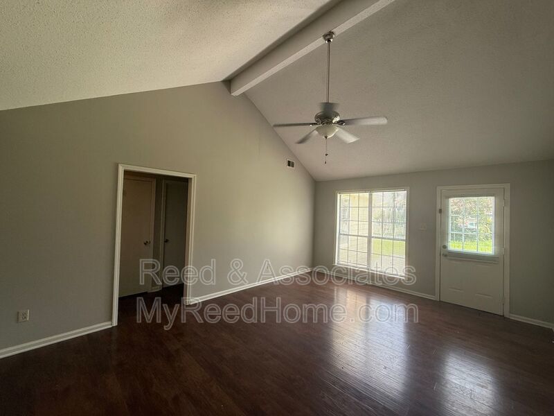 Cozy 2 Bed, 1 Bath Home with Spacious Yard property image