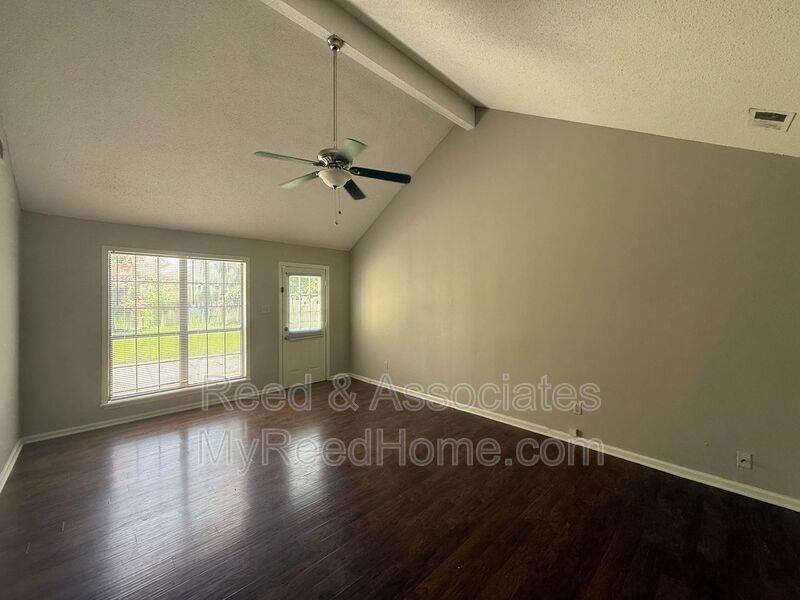 Cozy 2 Bed, 1 Bath Home with Spacious Yard property image