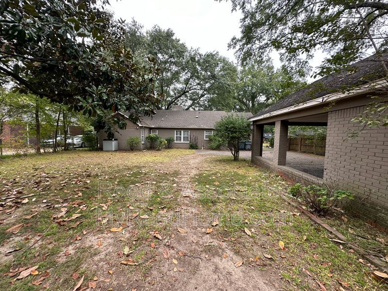 Near Pidgeon Estates property image